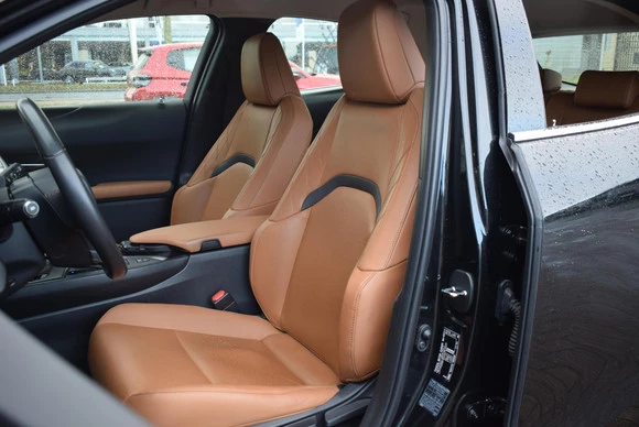 Lexus UX - Afbeelding 15 van 30