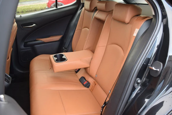 Lexus UX - Afbeelding 16 van 30