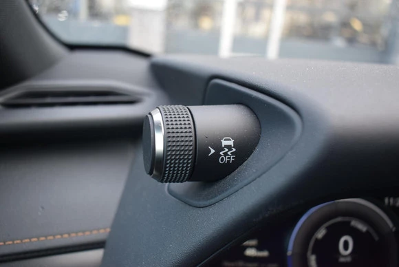 Lexus UX - Afbeelding 23 van 30