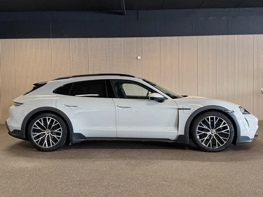 Porsche Taycan - Afbeelding 5 van 30