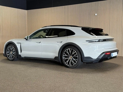 Porsche Taycan - Afbeelding 6 van 30