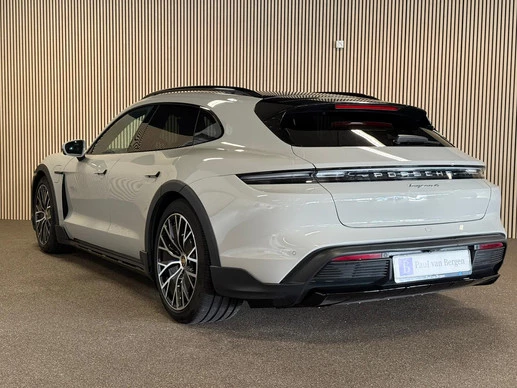 Porsche Taycan - Afbeelding 8 van 30