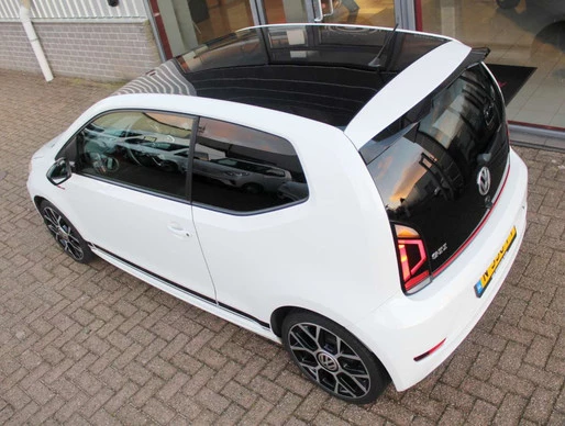 Volkswagen up! - Afbeelding 27 van 30