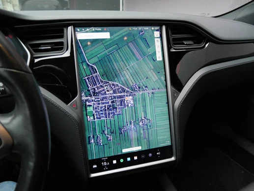 Tesla Model S - Afbeelding 13 van 21