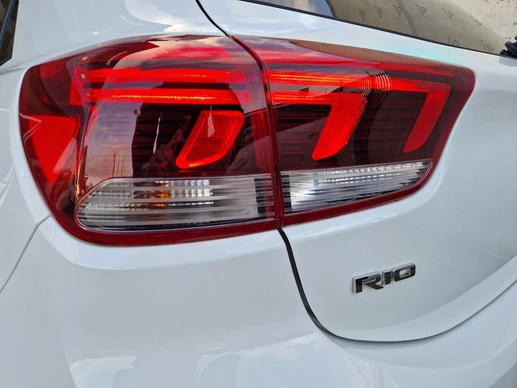 Kia Rio - Afbeelding 23 van 25