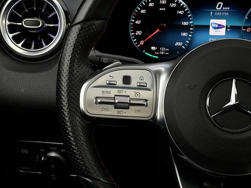 Mercedes-Benz EQB - Afbeelding 13 van 30