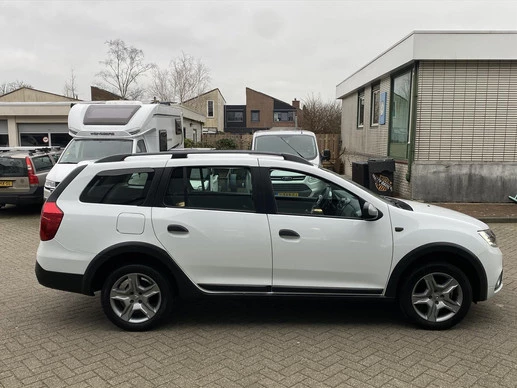 Dacia Logan - Afbeelding 4 van 30