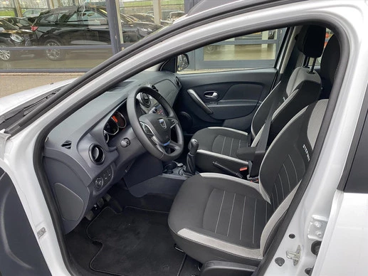 Dacia Logan - Afbeelding 14 van 30