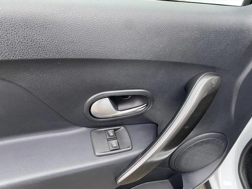 Dacia Logan - Afbeelding 15 van 30