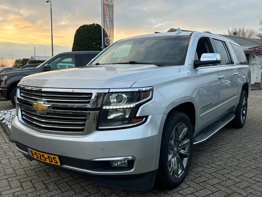 Chevrolet Suburban - Afbeelding 1 van 19