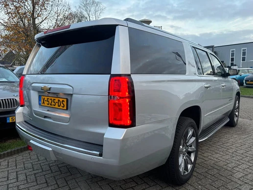 Chevrolet Suburban - Afbeelding 16 van 19