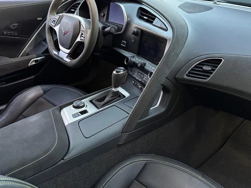 Chevrolet Corvette - Afbeelding 11 van 28