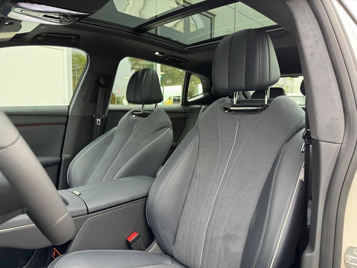 Voyah Courage - Afbeelding 12 van 30