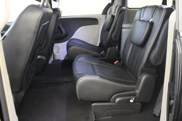 Chrysler Town & Country - Afbeelding 12 van 23