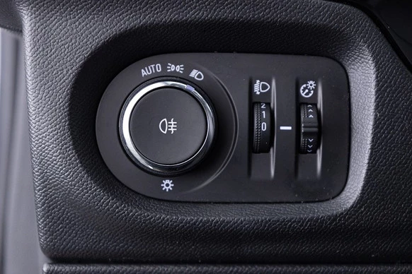 Opel Corsa - Afbeelding 10 van 28