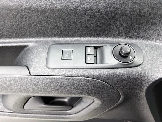 Peugeot Partner - Afbeelding 28 van 30