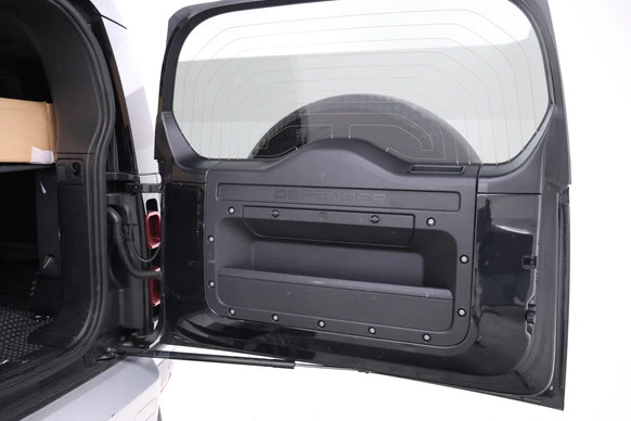 Land Rover Defender - Afbeelding 21 van 30