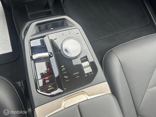 BMW iX - Afbeelding 15 van 28