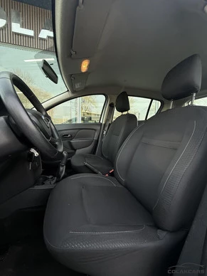 Dacia Sandero - Afbeelding 13 van 30
