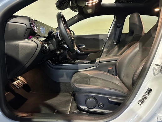 Mercedes-Benz A-Klasse - Afbeelding 13 van 30