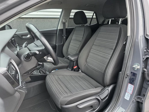 Kia Stonic - Afbeelding 12 van 30