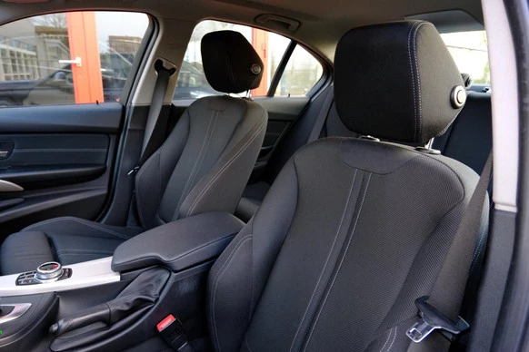 BMW 3 Serie - Afbeelding 26 van 30