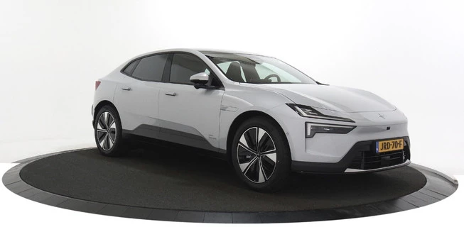 Polestar 4 - Afbeelding 3 van 23