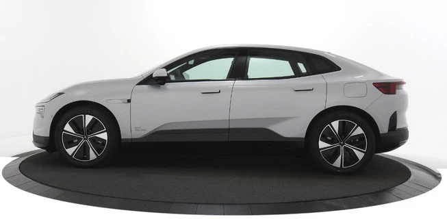 Polestar 4 - Afbeelding 8 van 23