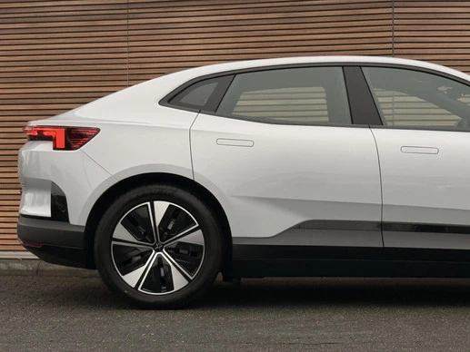 Polestar 4 - Afbeelding 21 van 30