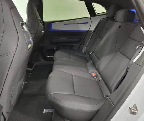 Polestar 4 - Afbeelding 29 van 30