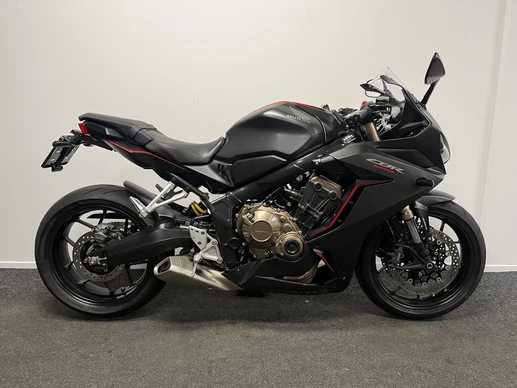 Honda CBR 650 - Afbeelding 1 van 21