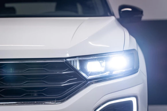 Volkswagen T-Roc - Afbeelding 17 van 30