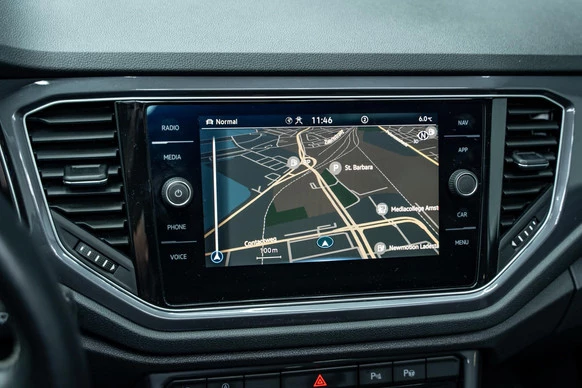 Volkswagen T-Roc - Afbeelding 29 van 30