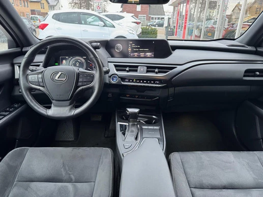 Lexus UX - Afbeelding 10 van 30