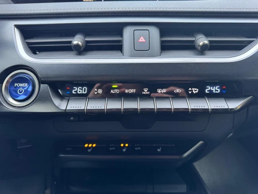 Lexus UX - Afbeelding 21 van 30