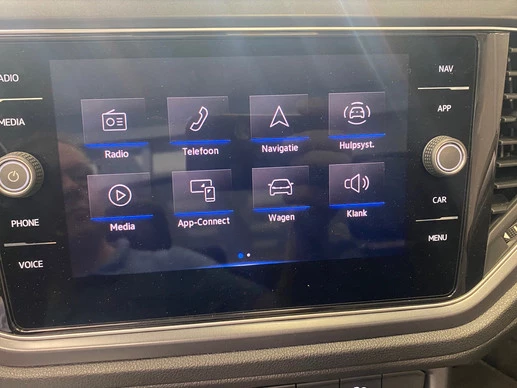 Volkswagen T-Roc - Afbeelding 16 van 30