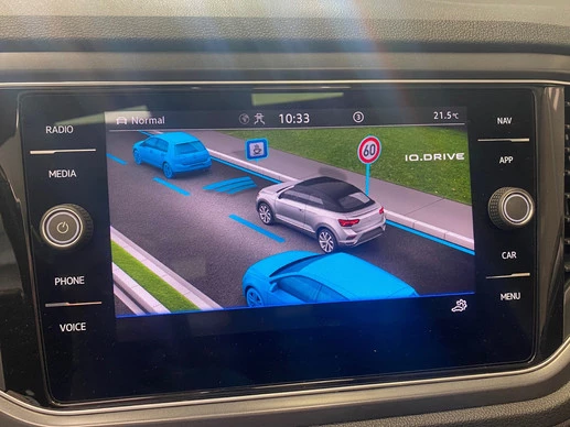 Volkswagen T-Roc - Afbeelding 21 van 30