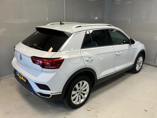 Volkswagen T-Roc - Afbeelding 3 van 30