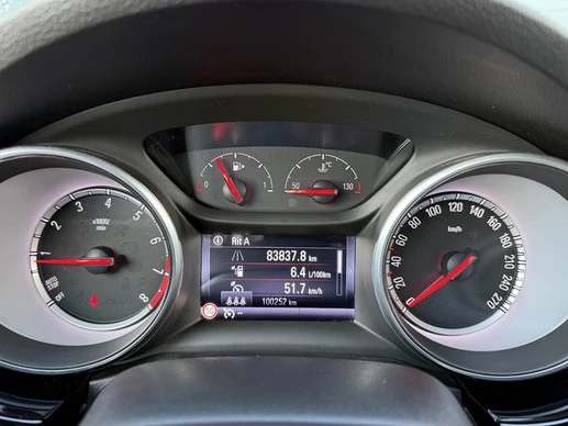 Opel Astra - Afbeelding 21 van 30