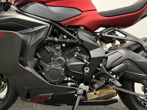 MV Agusta F3 - Afbeelding 18 van 23
