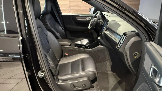 Volvo XC40 - Afbeelding 8 van 30