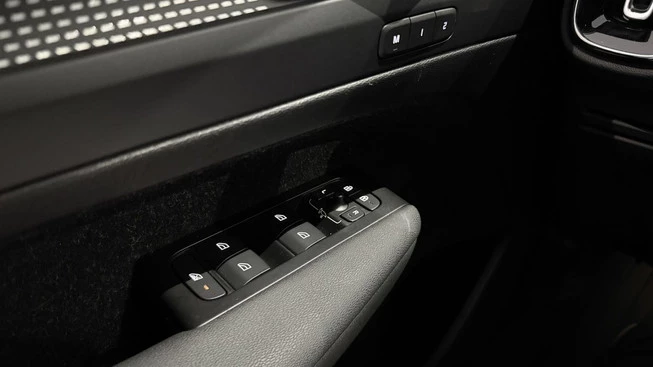 Volvo XC40 - Afbeelding 25 van 30