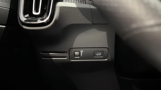 Volvo XC40 - Afbeelding 26 van 30
