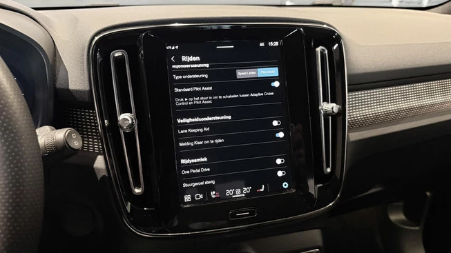 Volvo XC40 - Afbeelding 30 van 30