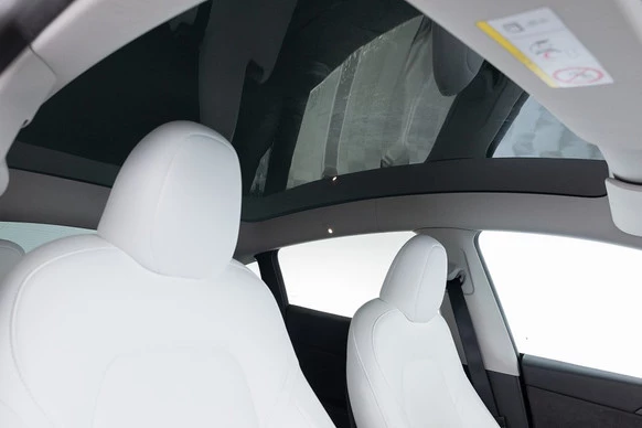 Tesla Model Y - Afbeelding 6 van 27