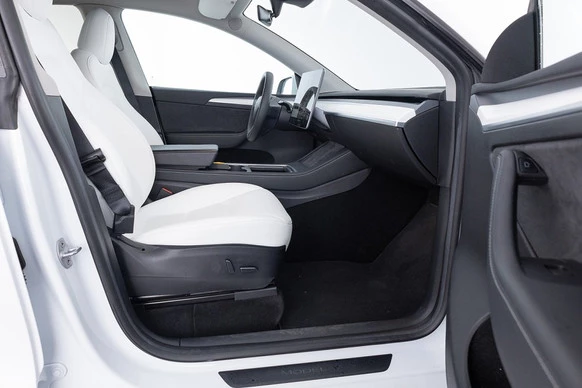 Tesla Model Y - Afbeelding 7 van 27