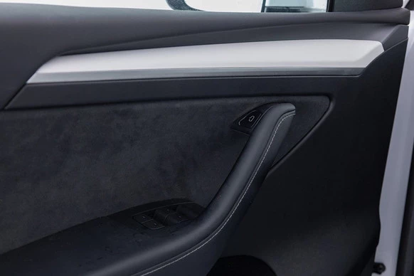 Tesla Model Y - Afbeelding 12 van 27