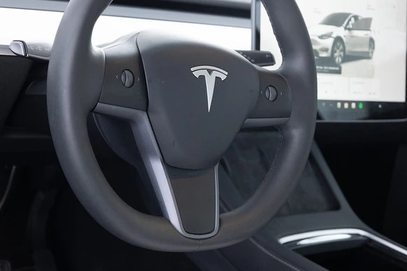 Tesla Model Y - Afbeelding 13 van 27