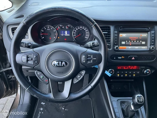 Kia Carens - Afbeelding 11 van 27
