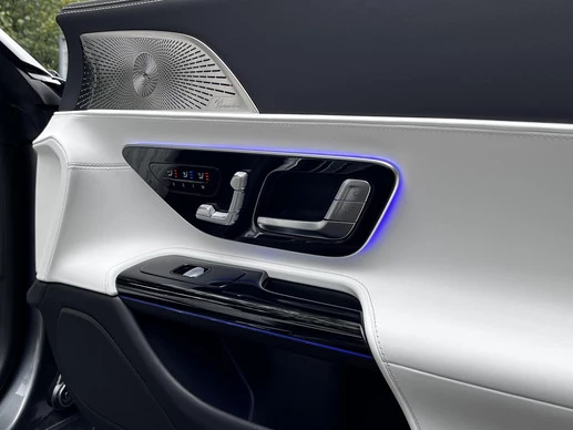 Mercedes-Benz SL - Afbeelding 28 van 30